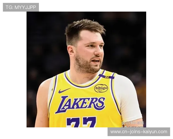 独行侠东契奇造犯规稳稳罚中，逆转成真